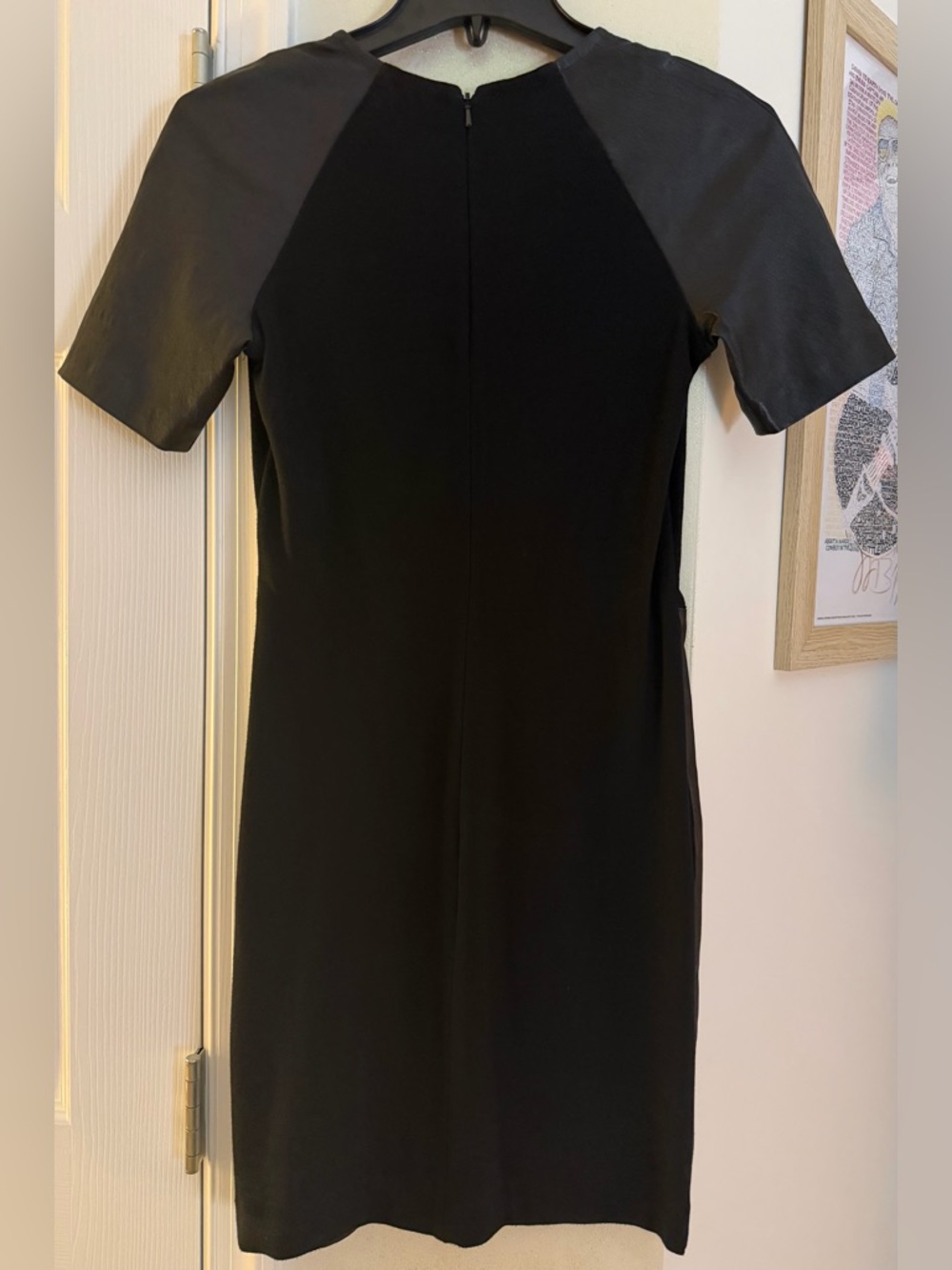 Theory Black Lambskin Leather V-Neck Short-Sleeve Dress - Picture 3 of 6